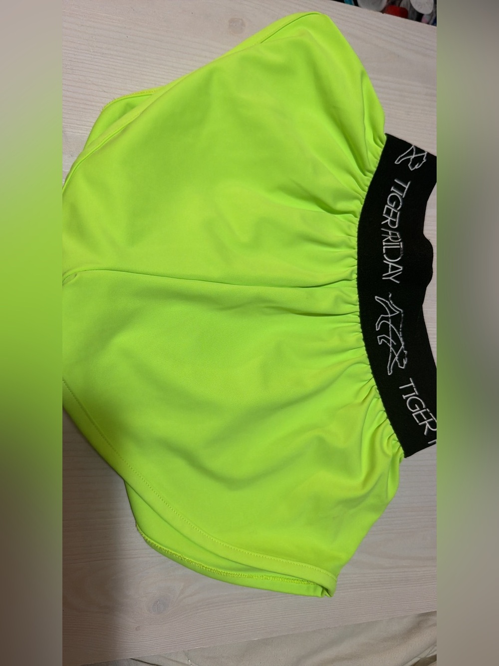 Tiger Friday Dancewear Neon Green Fuji color child med
